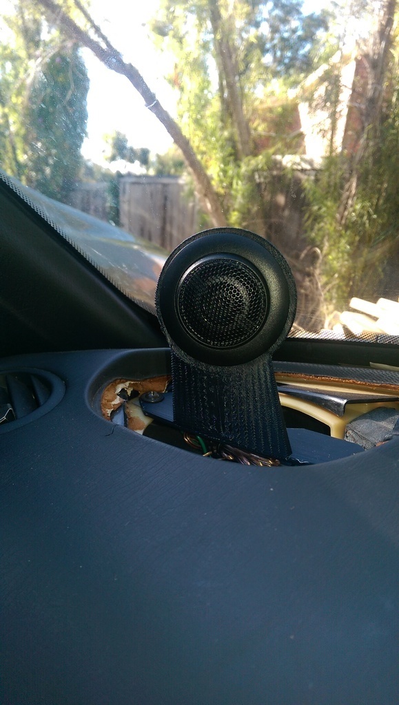 Free 3D file Tweeter Mounting Bracket・3D printing idea to download・Cults