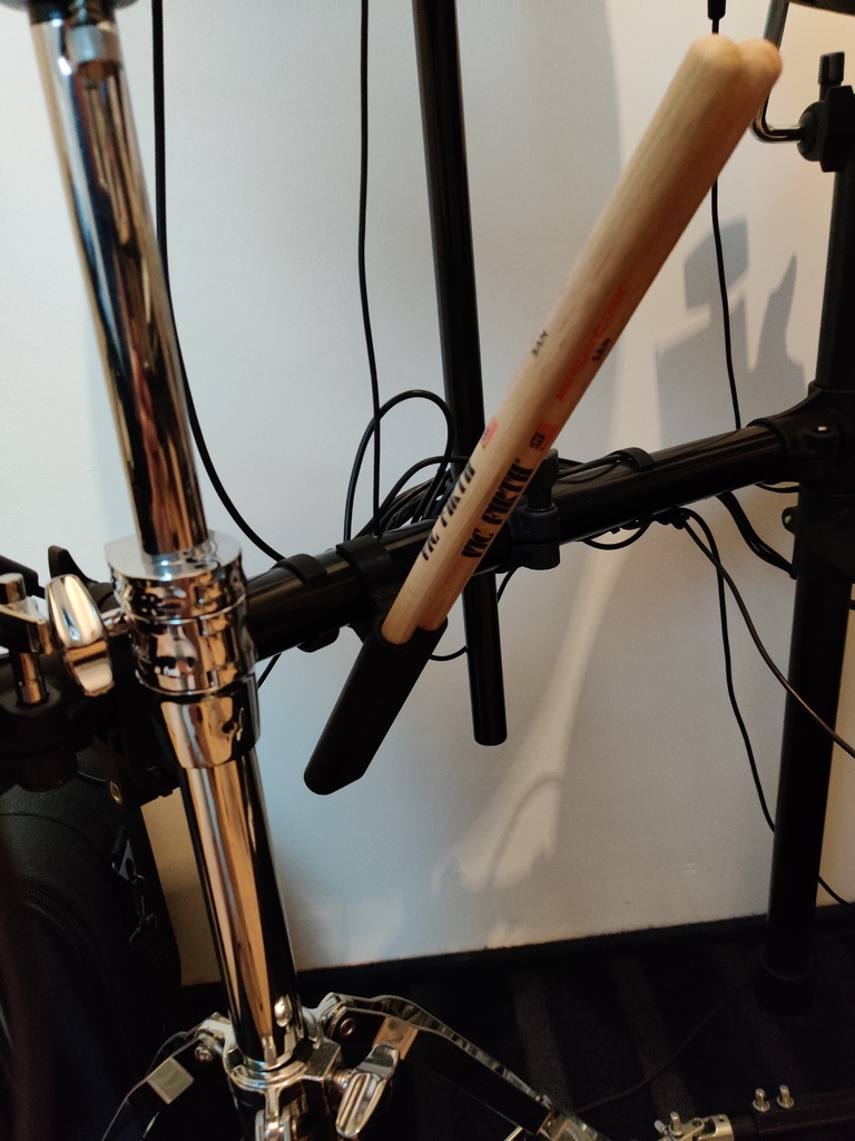 Archivo 3D gratis Soporte de baquetas para Roland / Yamaha / E-drums 👽 ...
