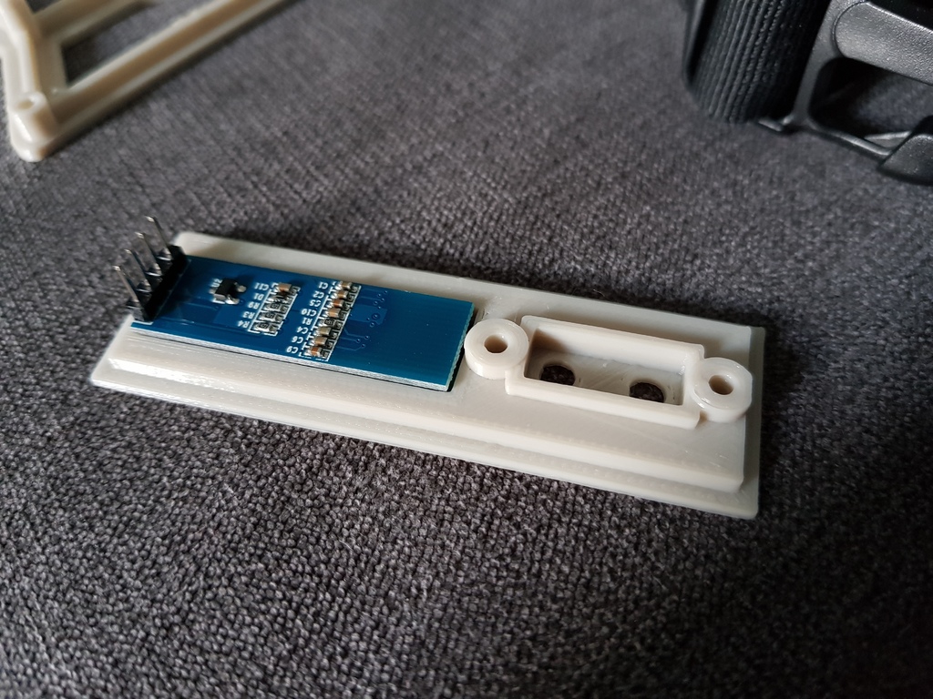 thumbnail image 2 of Gotek Floppy Emulator Set For Atari ST – With 3D Printed Mounting Frame, OLED Display, And Sound 2 of 4