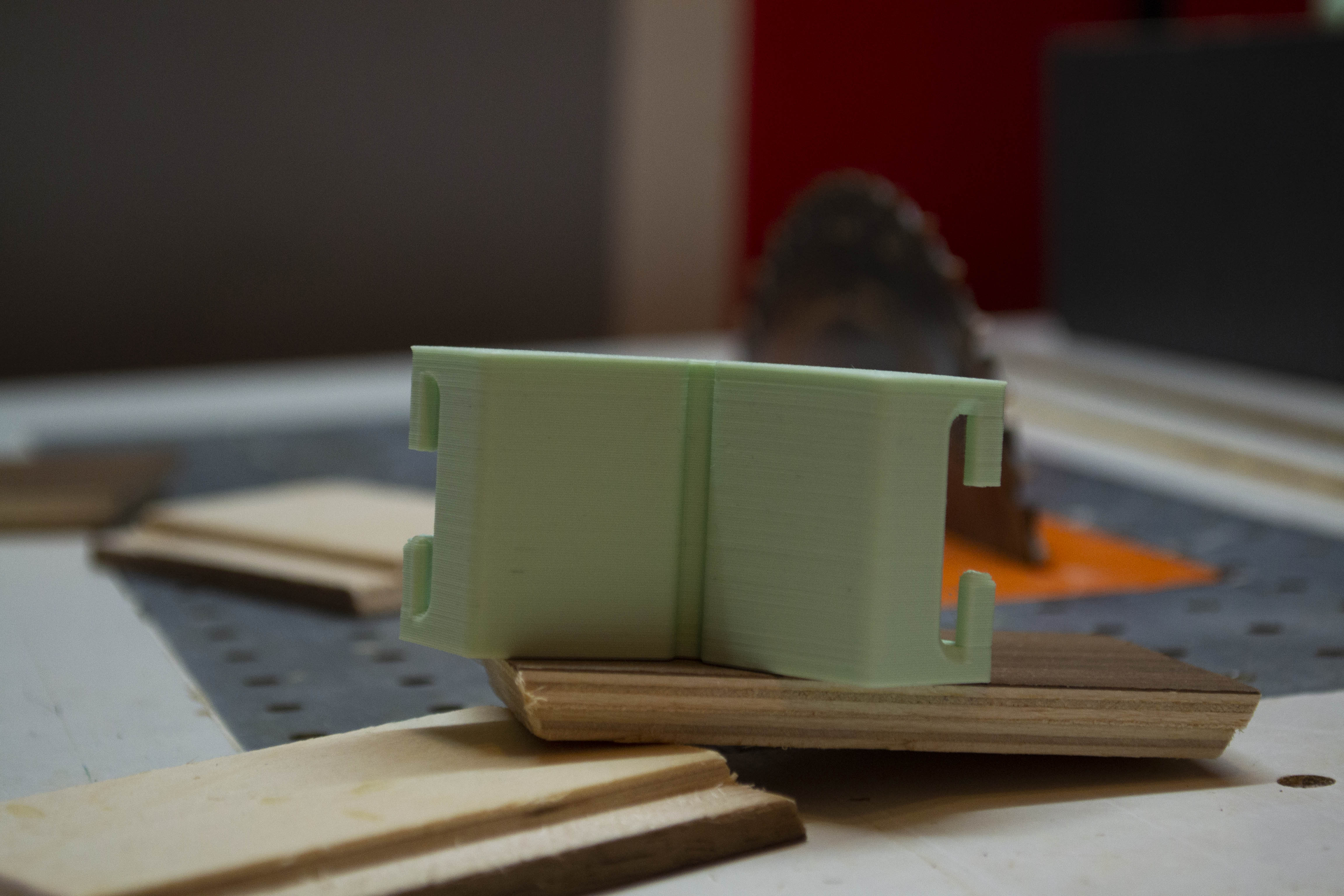 STL file Strap clamp octagon & hexagon corner braces 🗜️・3D printer