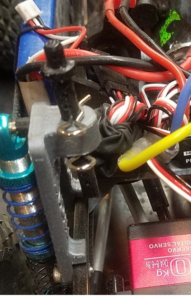 Free 3D file OSX10 / SCX10 Front & Rear Shock Hoops / Towers 🚗・Template to download and 3D print