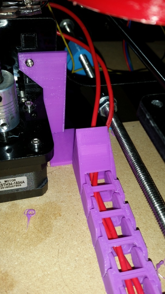 Free 3D file TronXY P802E Y-Axis Cable Chain Remix 🔌・3D printing idea ...
