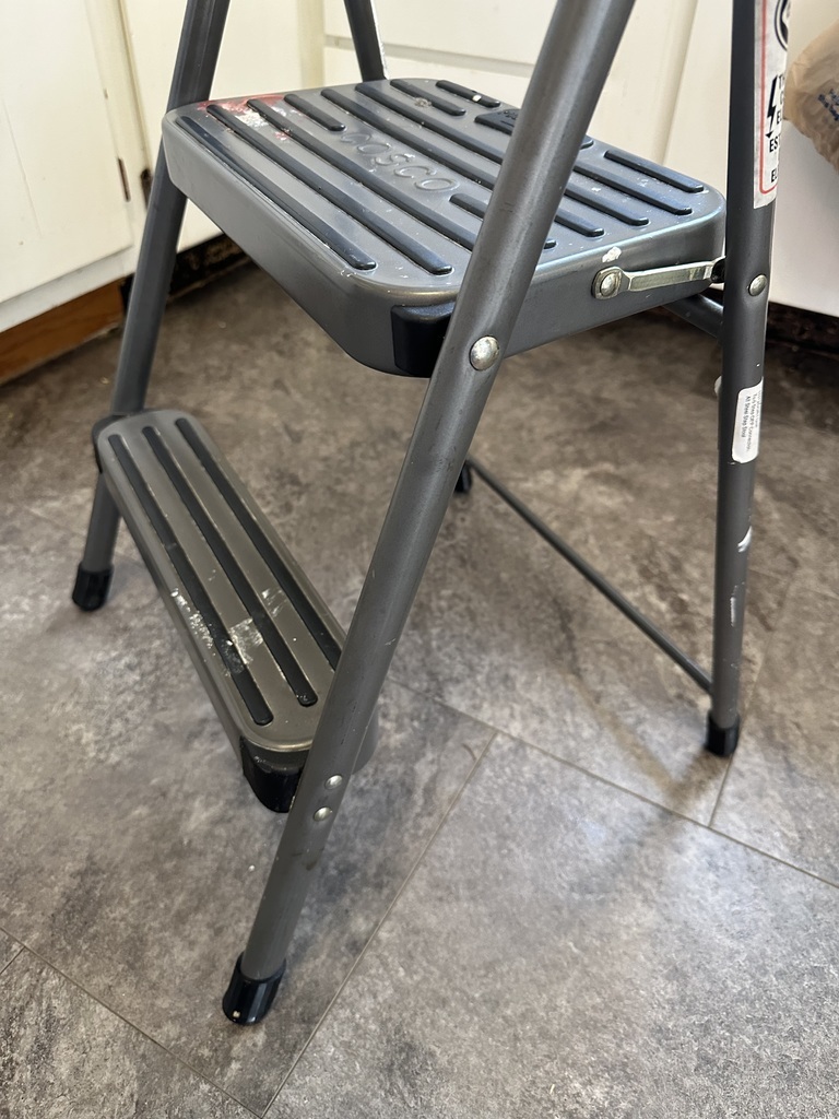 Rubber Shop Stool Feet - Heavy Duty, Fits 1" OD Tubing, Gray - 4 Per Package