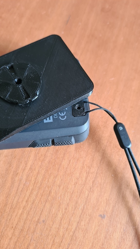 Free 3D file Wahoo Elemnt Roam to Garmin mount adapter ⚽・3D print