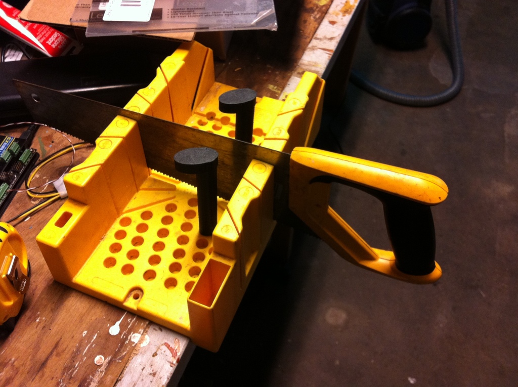 Free 3D file Stanley Miter Box Cam Clamp Peg・3D print design to