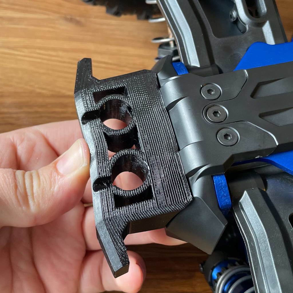 3D file Traxxas Sledge Front Bumper 🚁・3D printable design to download・Cults