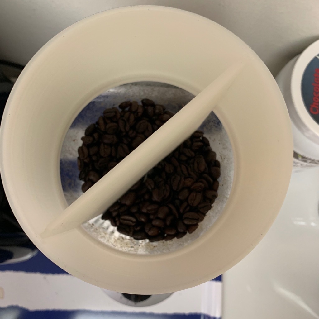 Free 3D file Capresso Bur Grinder Hopper Extender and Divider 1/2 Caff