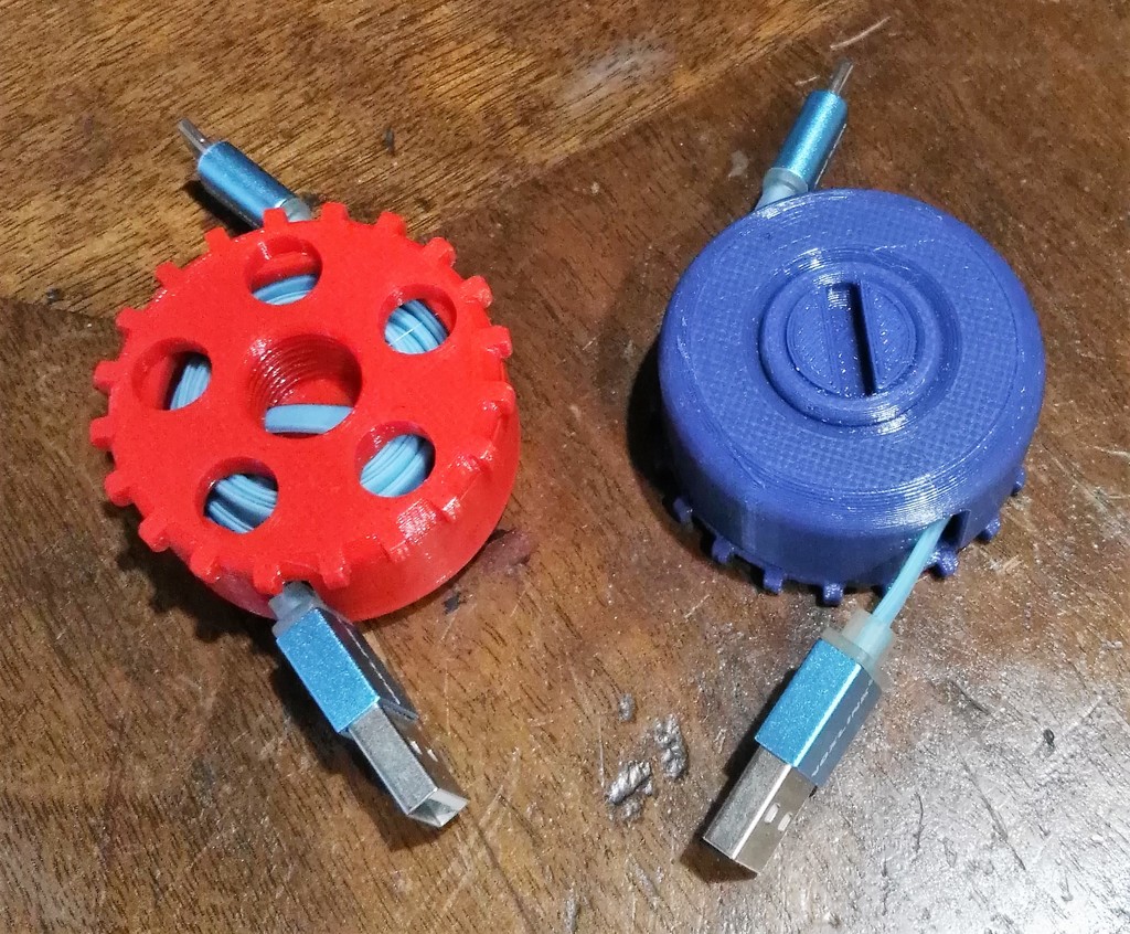 Free 3D file USB cable reel small version・3D print model to download・Cults