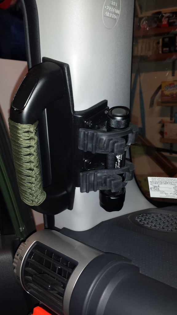 Archivo 3D gratis FJ Cruiser Grab Handle Mount 🚗・Objeto de impresión 3D