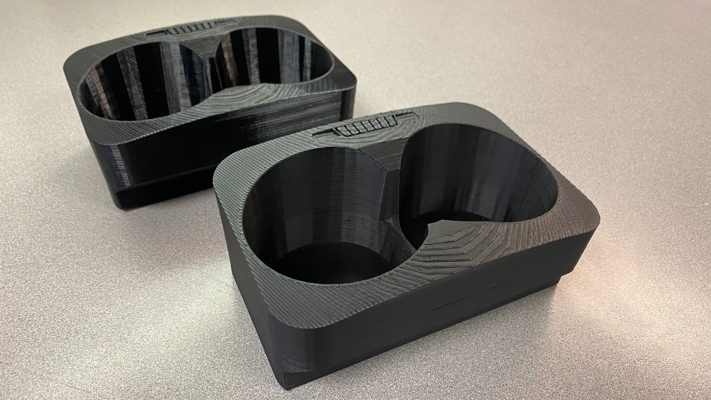 Free 3D file Jeep Grand Cherokee WJ Cupholder (9904)・Design to