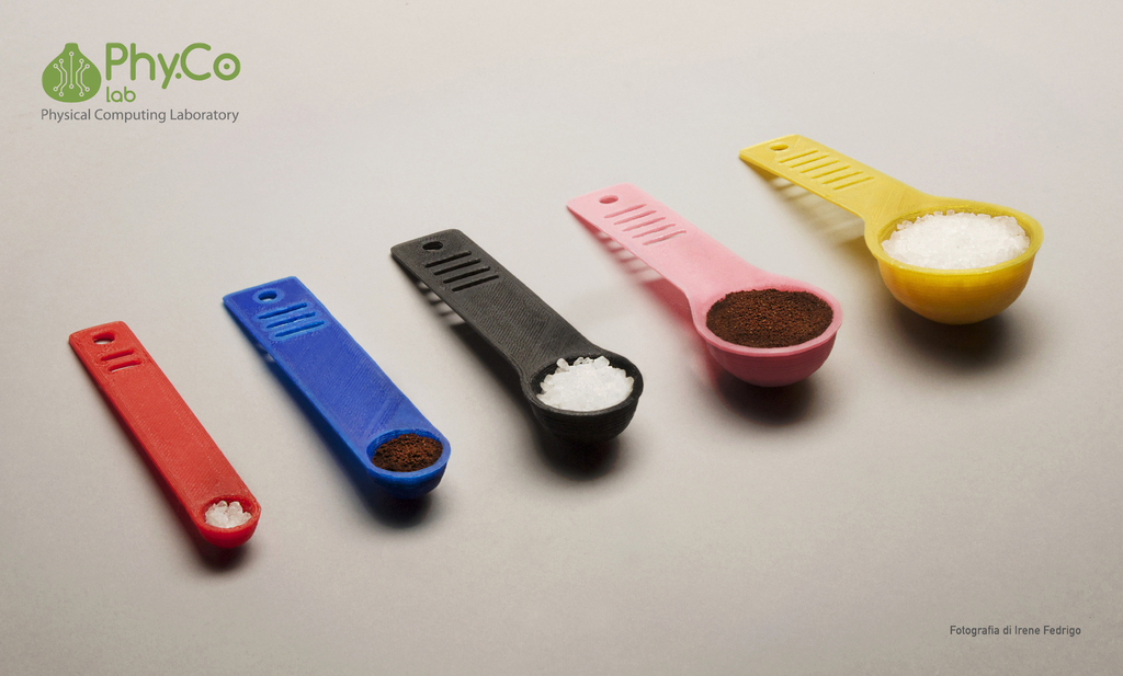 Dexam Dots – Set Di Cucchiai Dosatori Colorati In Plastica Con Misure Metriche, 6 Pezzi Su Anello, Lavabili In Lavastoviglie