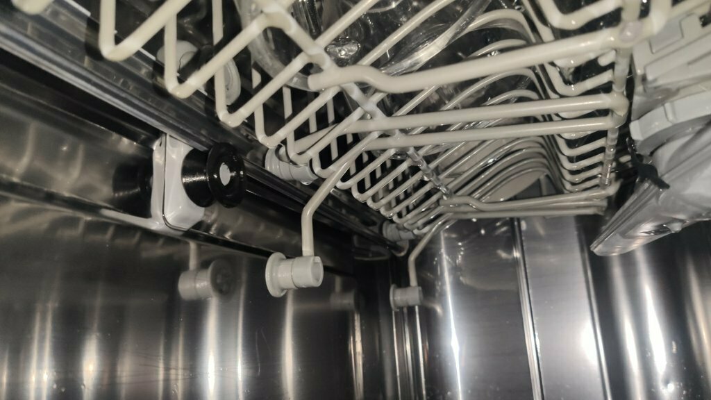 Free 3D file Dishwasher wheel Quadro wheels・3D printable design to