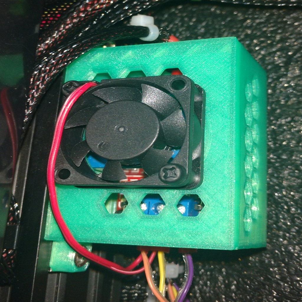 Free 3D file Relay Box 30A 5V for PSU control plugin・Object to download