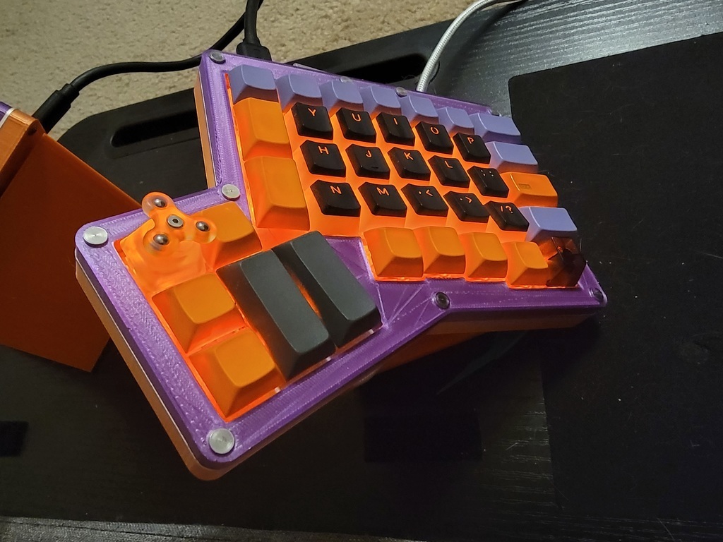 Free 3D file Split Keyboard Tent ⌨️・3D print design to download・Cults