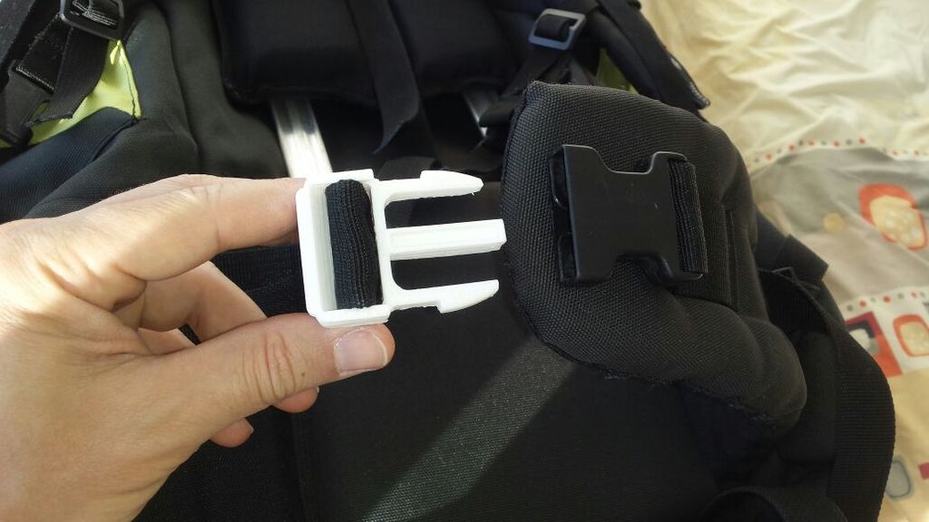 Montagne backpack buckle 3D model