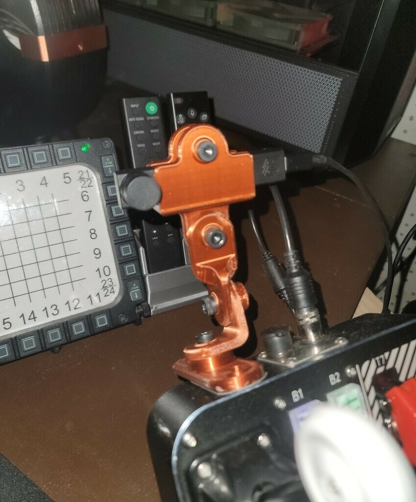 Free 3D file AimxyZ Head Tracking Mount・Template to download and 3D ...