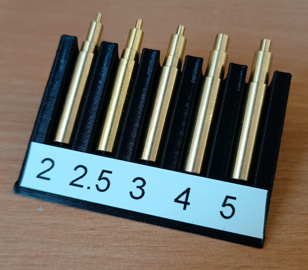 Free 3D file Melting Tips Holder HeatSet Insert Tips Holder 🫠・3D print design to download・Cults