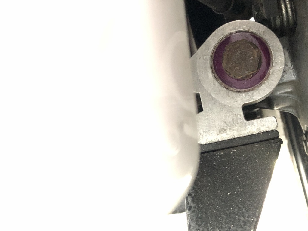 Free 3D file City EL Insert damper bracket insert・3D printing idea to ...