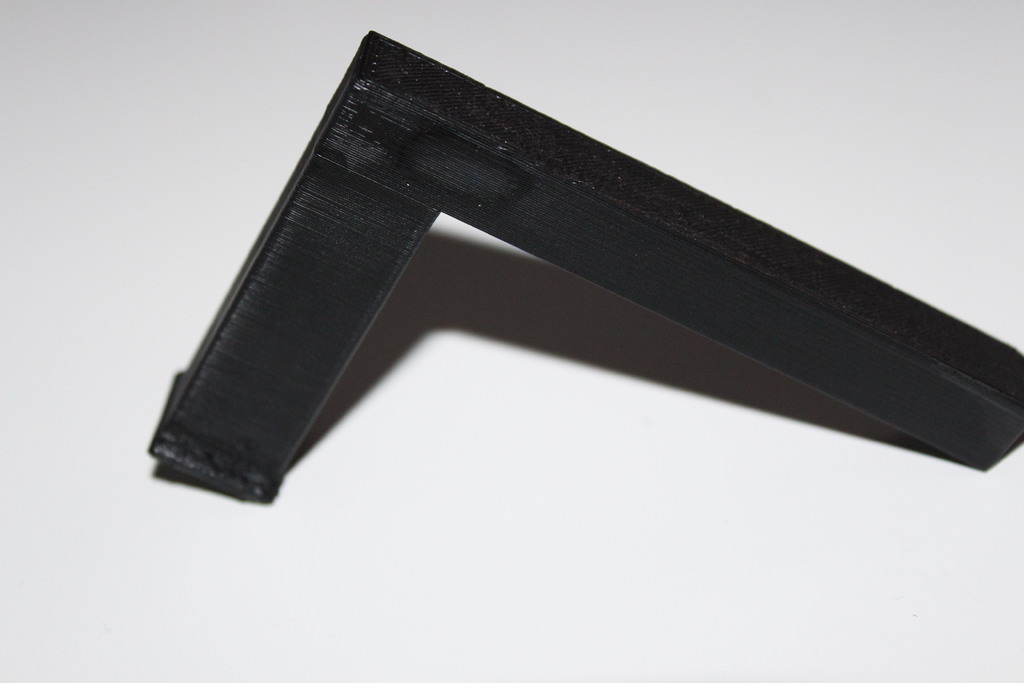 Free 3D file hot shoe handle・Template to download and 3D print・Cults