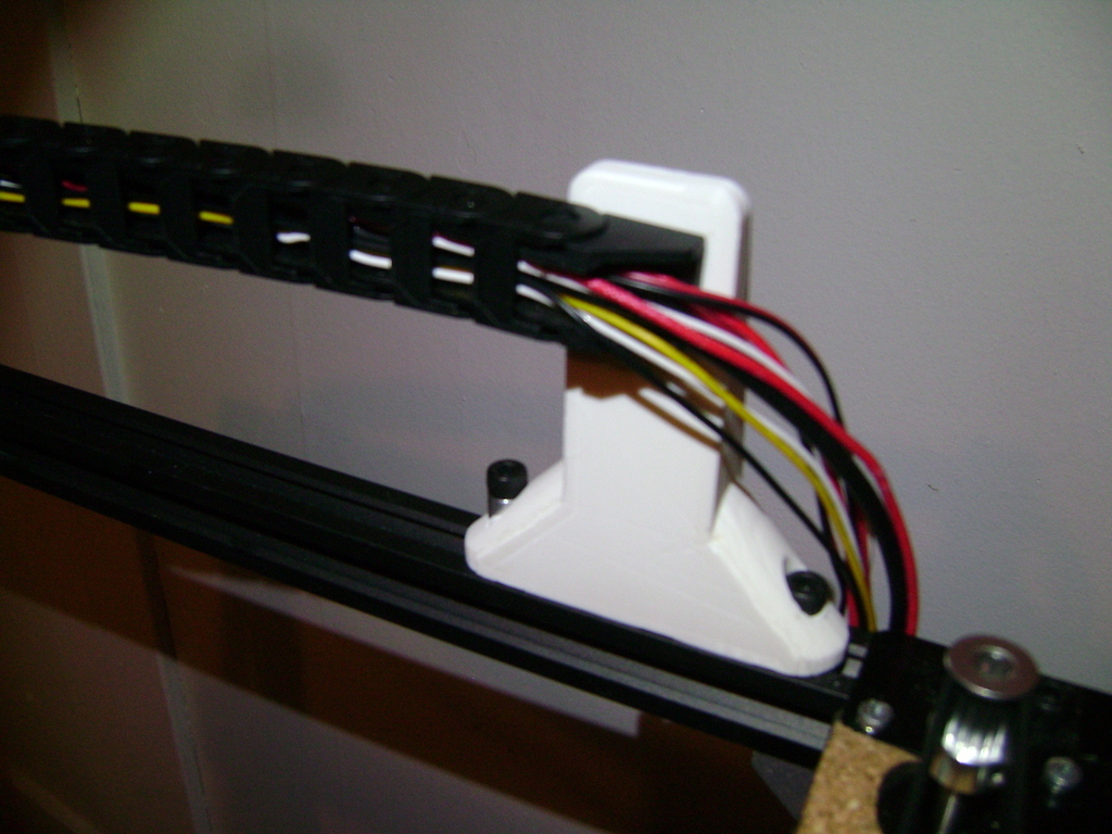Free 3D file 20xx Cable Chain riser・3D printer design to download・Cults
