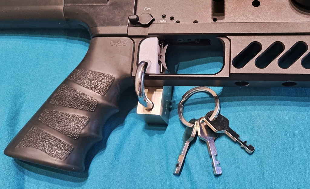 Free 3D file FX Dreamline trigger lock FX Dreamline Abzugssperre・3D