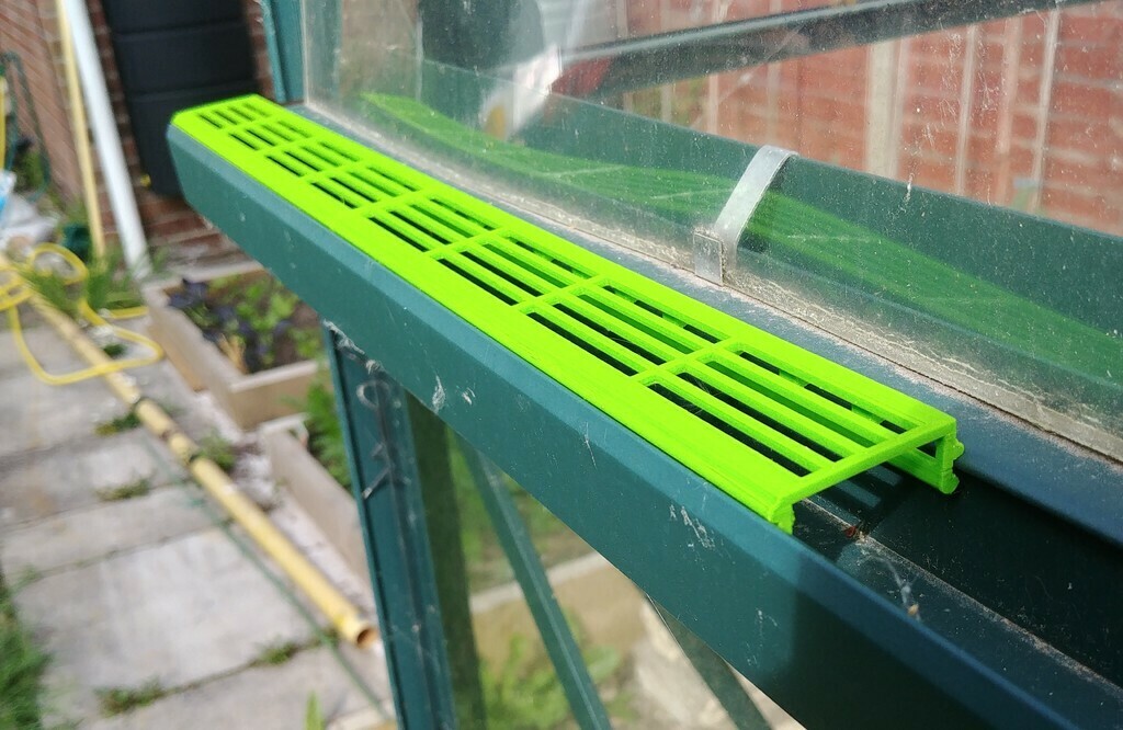 Free 3D file Greenhouse Gutter Guard 💂・3D printer model to download・Cults