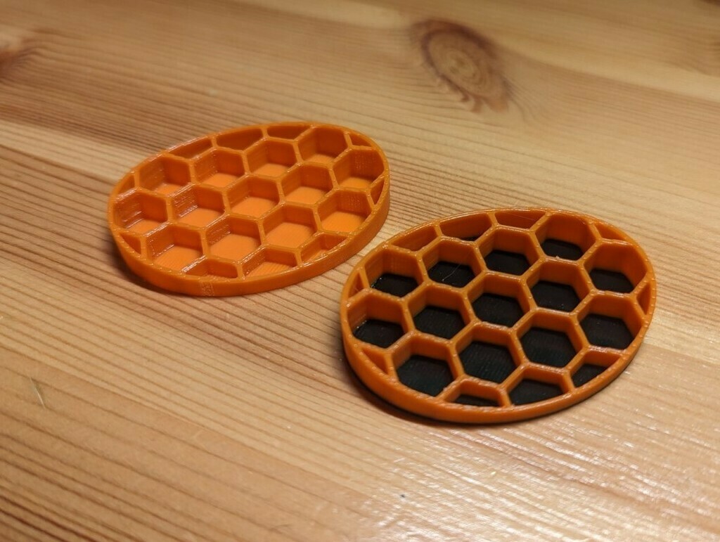 Free 3D file Hexagon Cutout Chopstick Holder・3D print design to