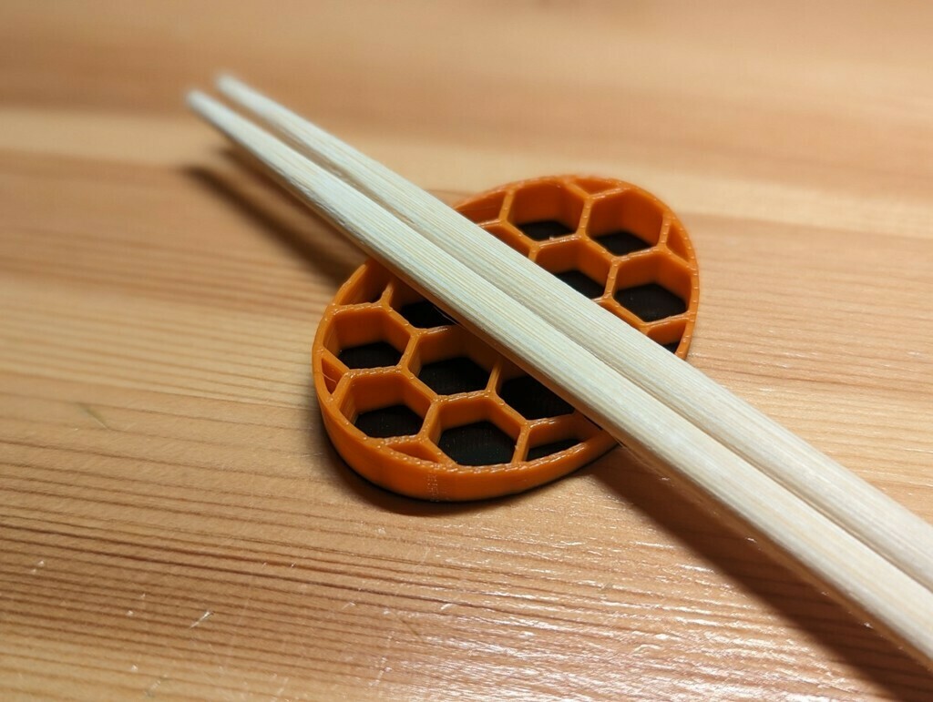 Free 3D file Hexagon Cutout Chopstick Holder・3D print design to