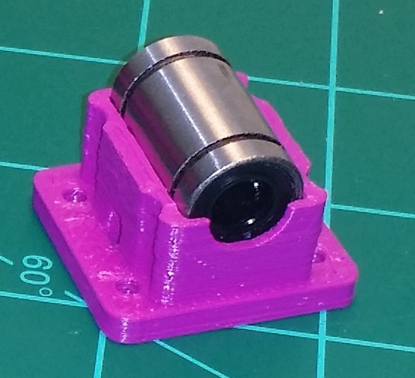 Free 3D file Custom LM8UU Half Block・3D print model to download・Cults