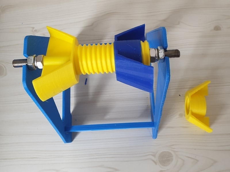Fichier 3D gratuit Porte-bobine à dégagement rapide 🧞‍♂️·Modèle à