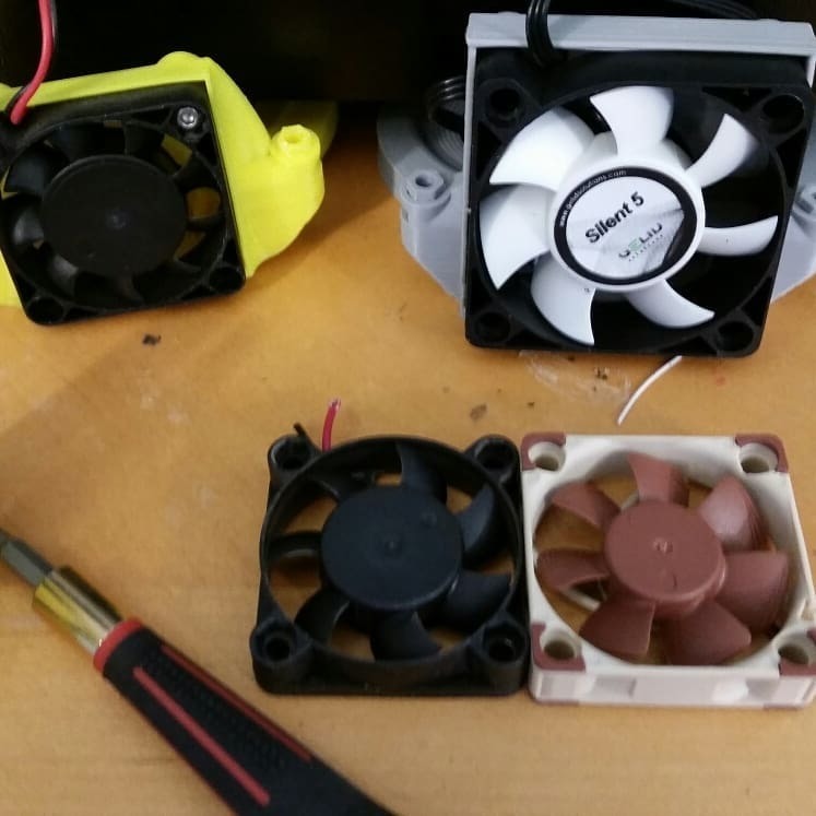 Free 3D file 50mm Active Cooling Fan Duct v3 for Replicator 1