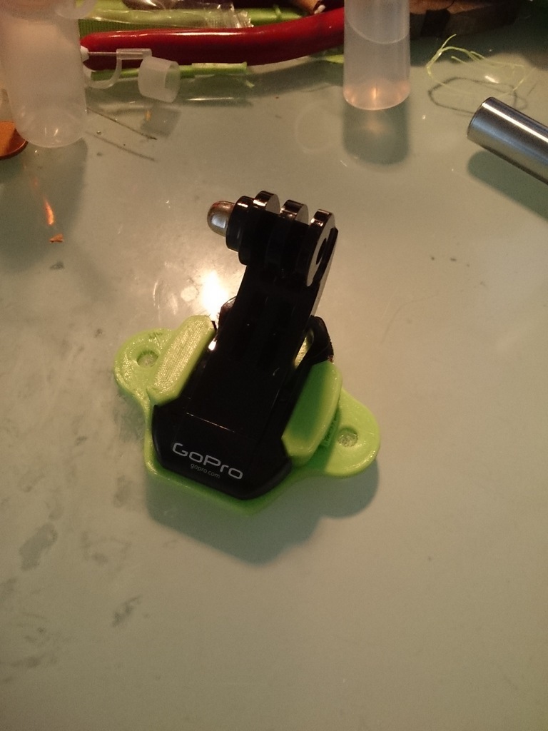 Free 3D file GoPro Hero flat fast attach mount for screwing V 1.1 ...