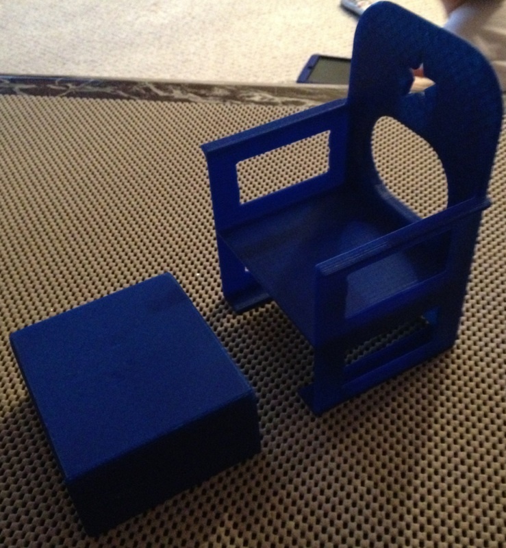 Free 3D file American Girl Doll Chair with foot rest / storage bin