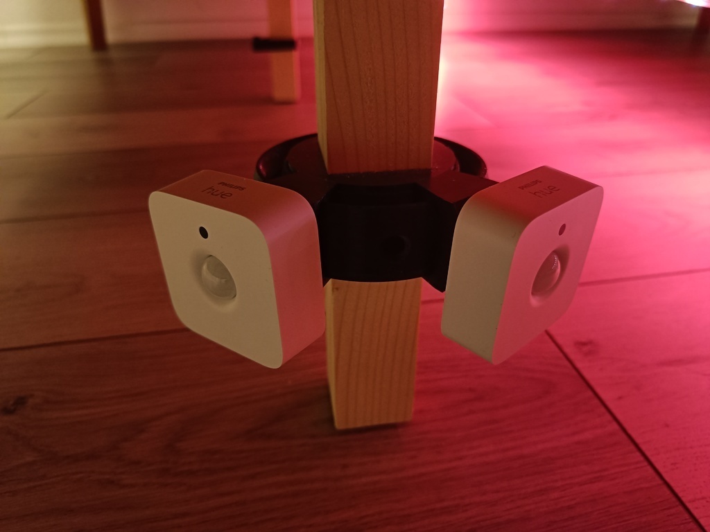 Free 3D file 360 degree adjustable Hue Motion holder ⚙️・Template to