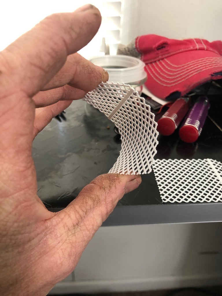 Free 3D file Scale headache rack for r/c crawler・3D print object to ...