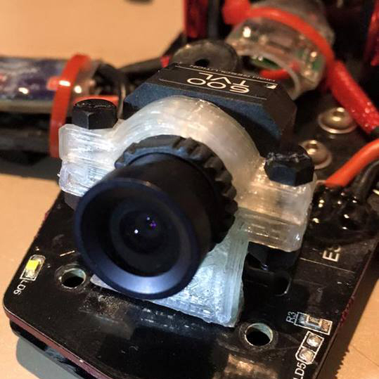 Free 3D file FatShark 600tvl FPV camera Mount 20Deg 📷・3D printable