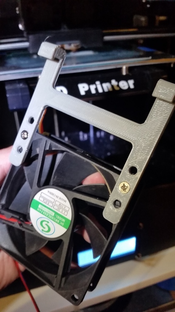 Free 3D file 80mm Cooling Fan Bracket for CTC printer or 5mm thick