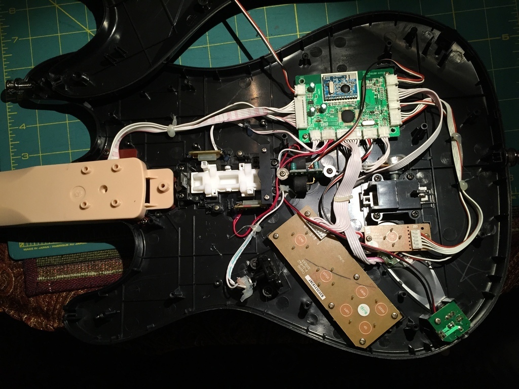 Free 3D file Rock Band Guitar Strum Bar Fix Insert・3D printing template