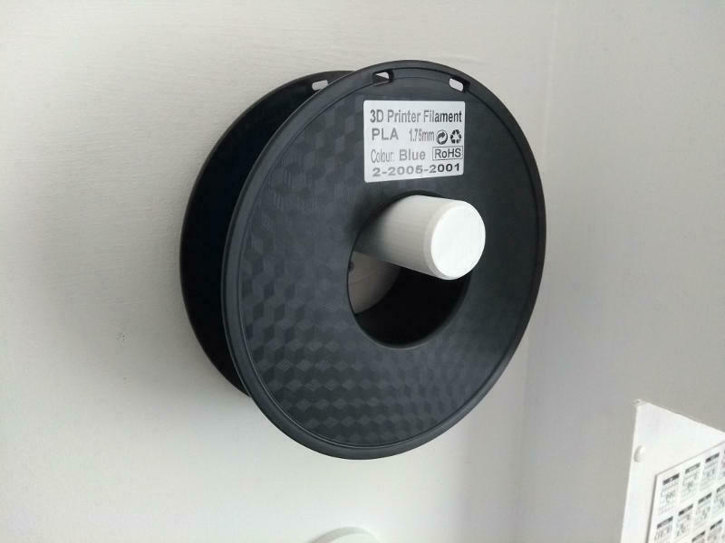 Free 3D file Ender 3 Wall hanger for filament (and Bobbin if needed) 🪢 ...