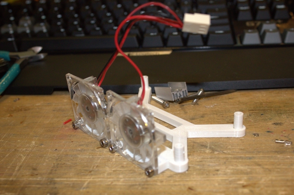 Free 3D file PrintrBoard Mount w/Fans 🧞‍♂️・3D print model to download・Cults