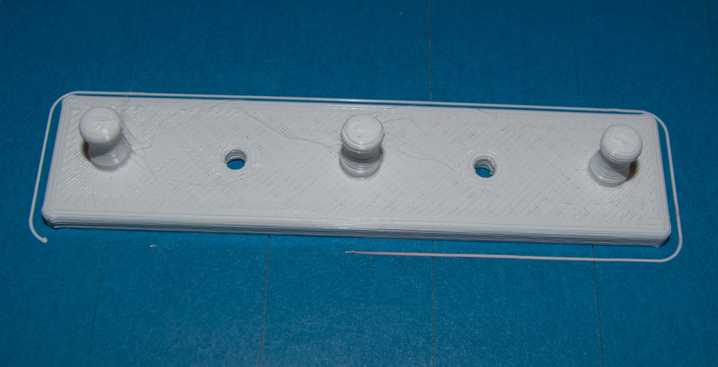 Free 3D file Wall Hanger 🏢・3D printing idea to download・Cults