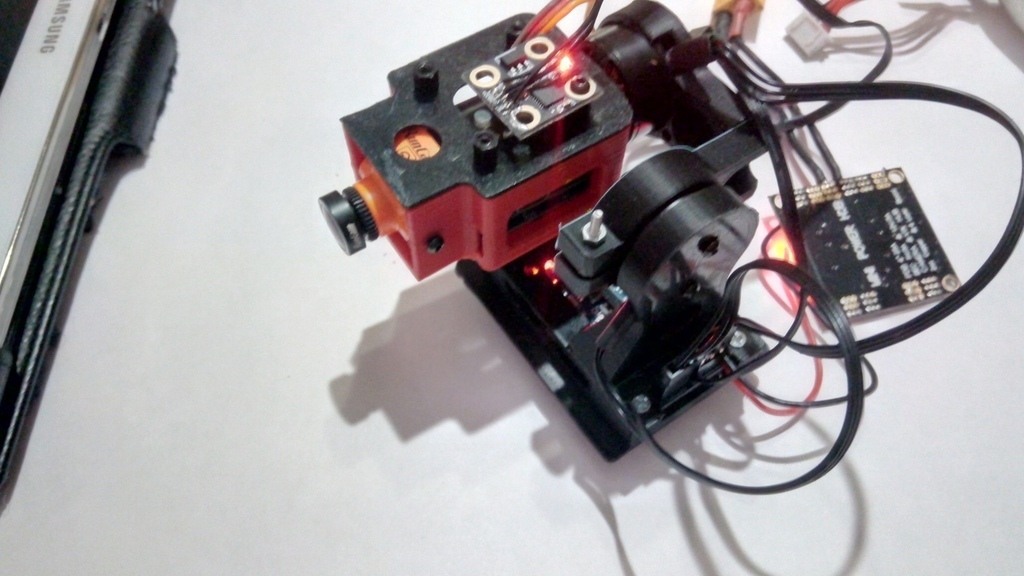 Free 3D file RunCam Split Mini 2X GimBal prototype 📷・3D printer model ...