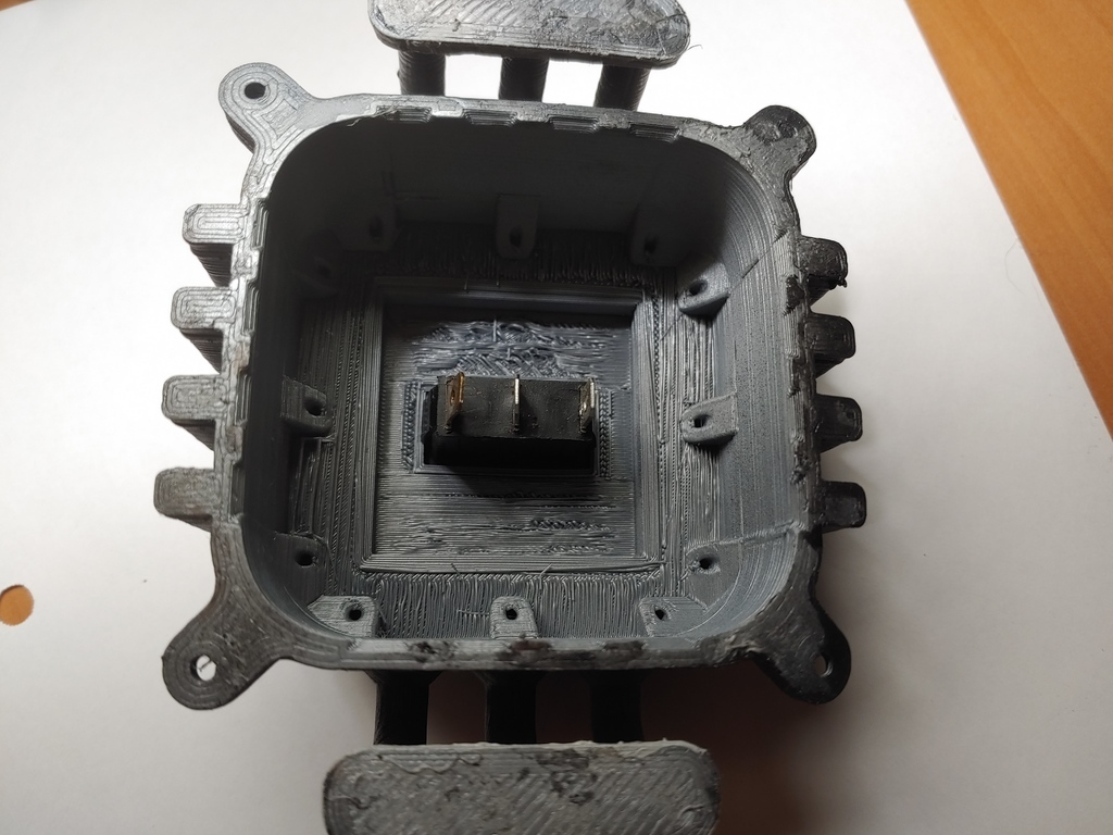 Free 3D file Sci-Fi Rocker Switch Box 📦・3D print model to download・Cults