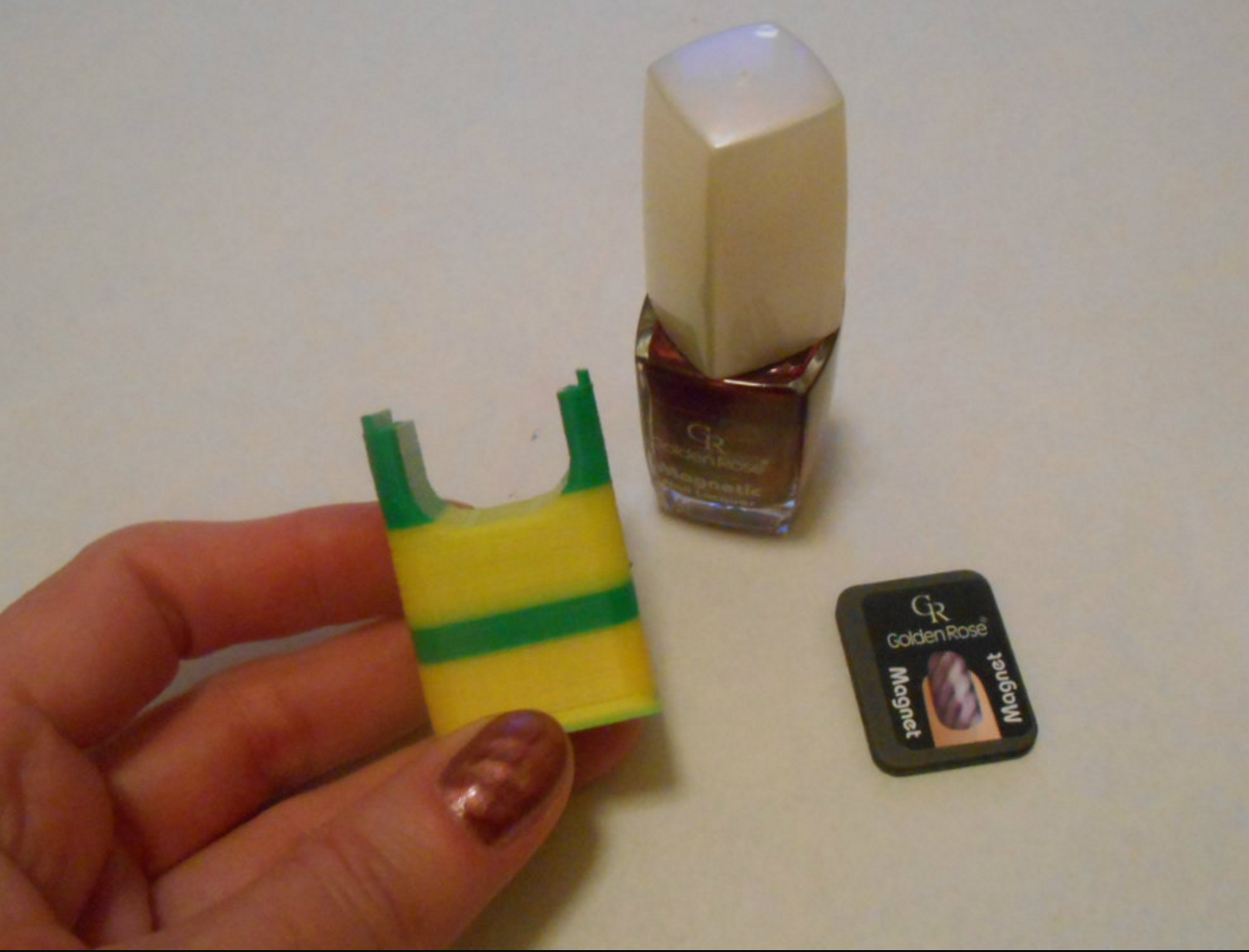 Free STL file Stand nail polish・3D printer design to download