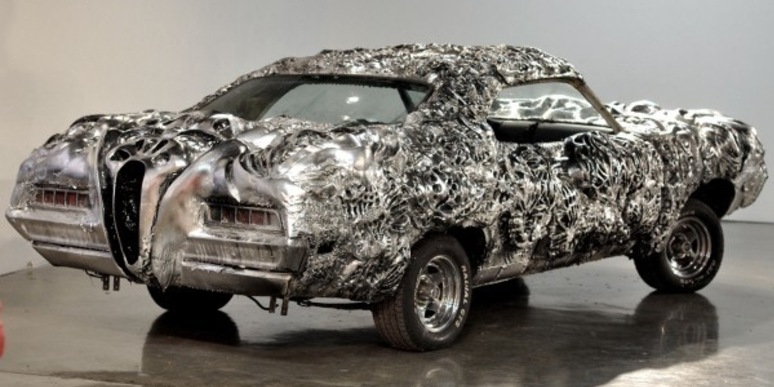 ioan florea 3D printed car gran torino impression 3D cults exposition artiste fichier 3D CAD 